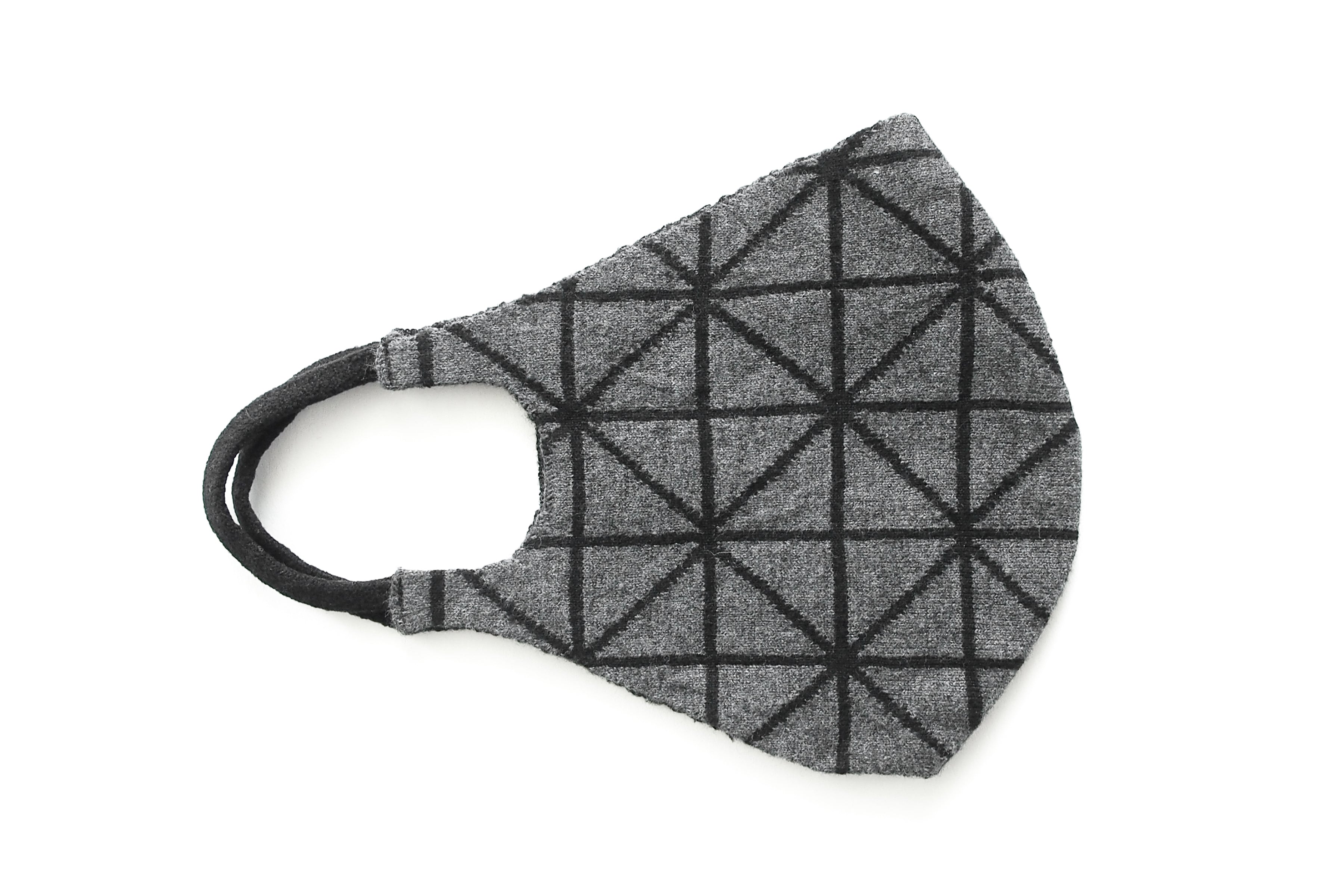 Geometric Reversible Jacquard Knit Mask (Black/Charcoal)