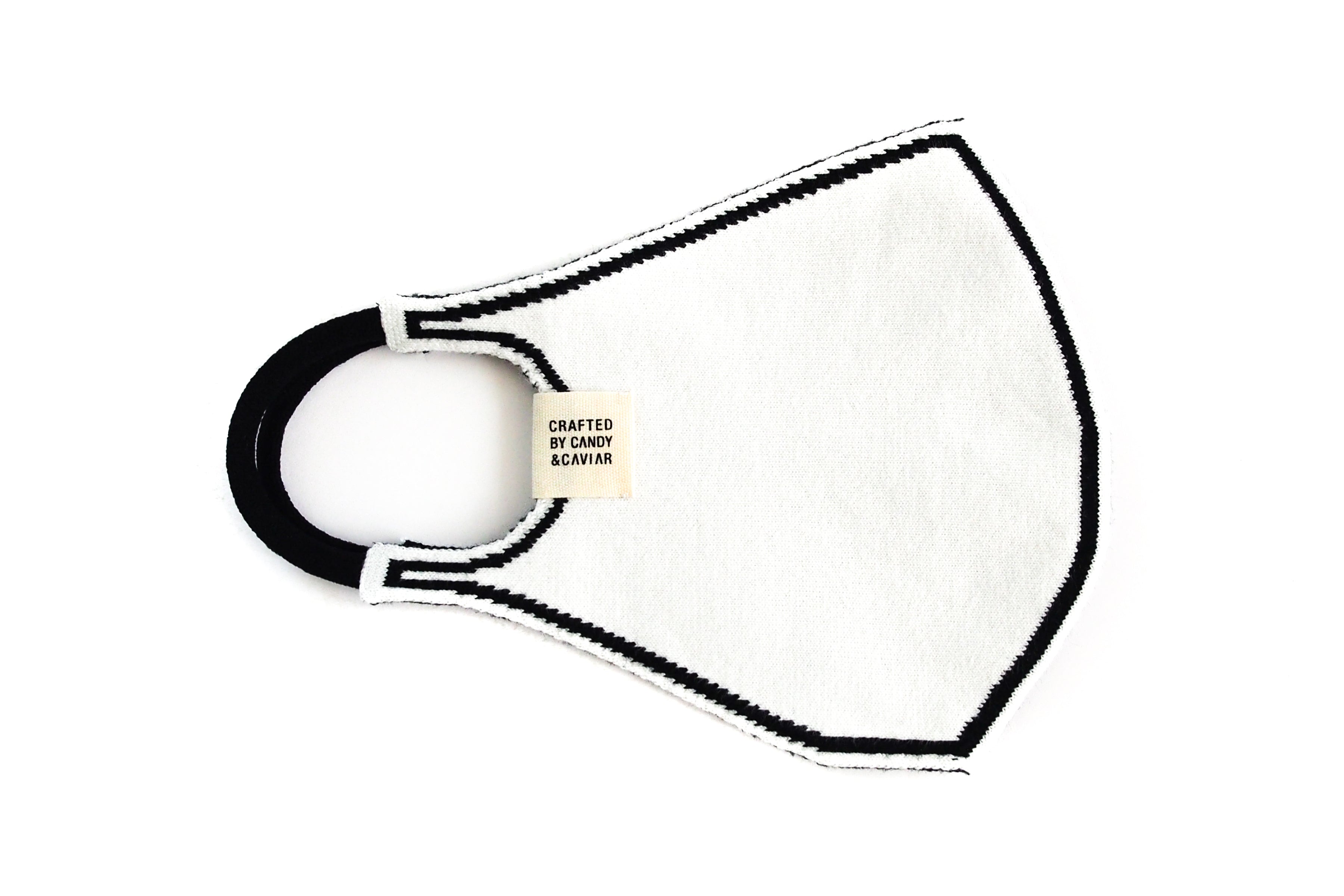 Outline Reversible Jacquard Knit Mask (White/Black)